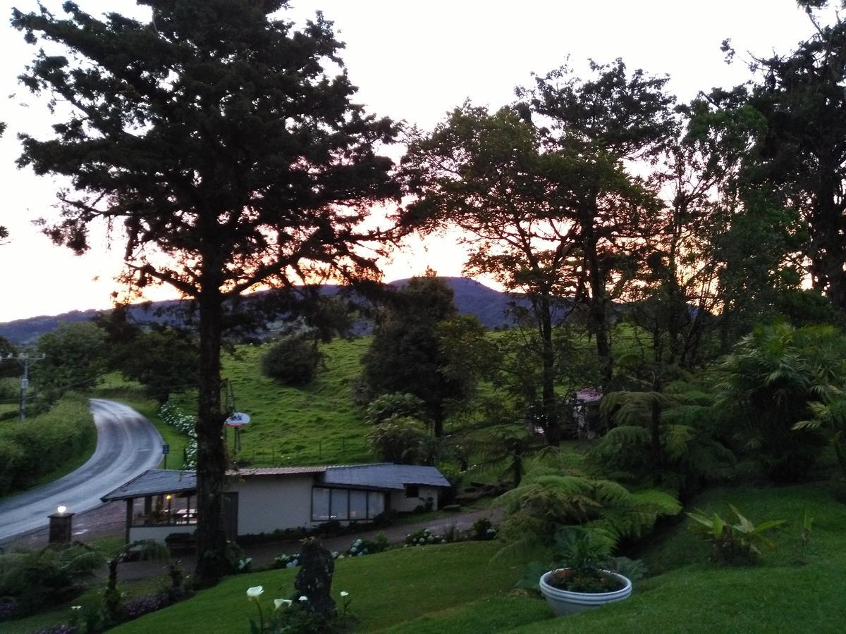Villa Calas Vara Blanca  外观 照片